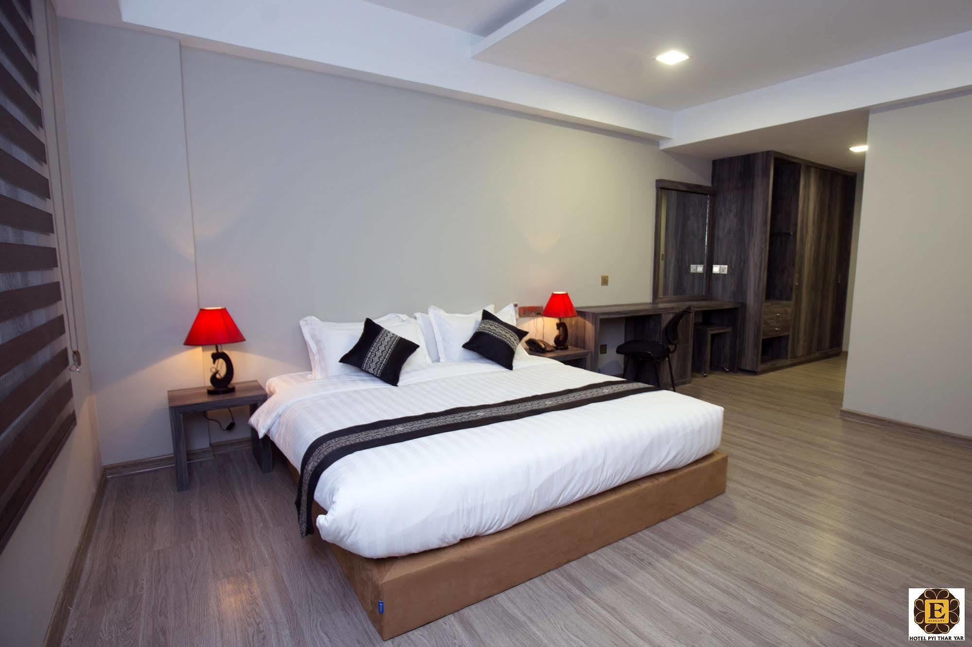 Elegant Hotel Pyi Thar Yar Yangon Exterior photo